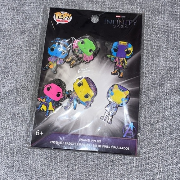 Funko Pop Women of Marvel Neon Infinity Saga 6 Piece Enamel Pin Set - Picture 2 of 3